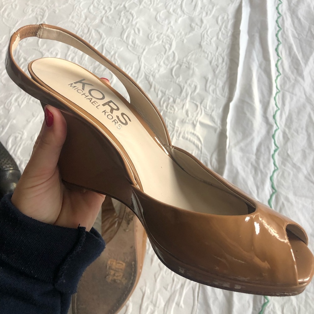Michael Kors Slingback wedge size 8